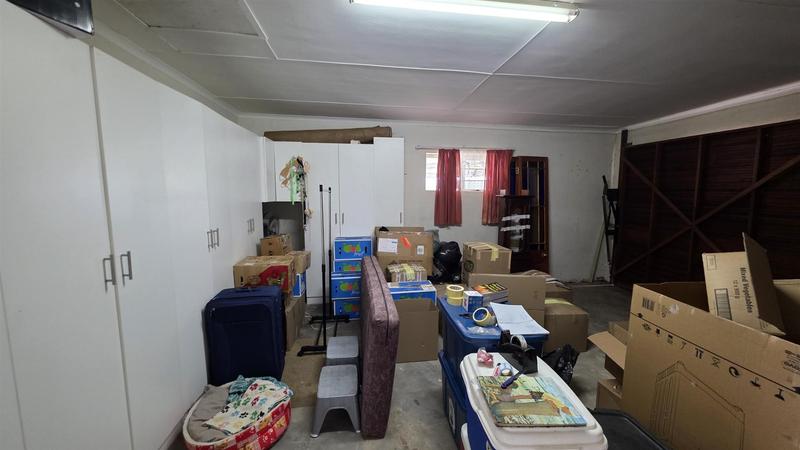 3 Bedroom Property for Sale in Fraaiuitsig Western Cape